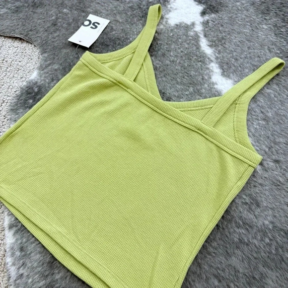 NWT Daisy Crop Tank Top - Picture 6 of 11